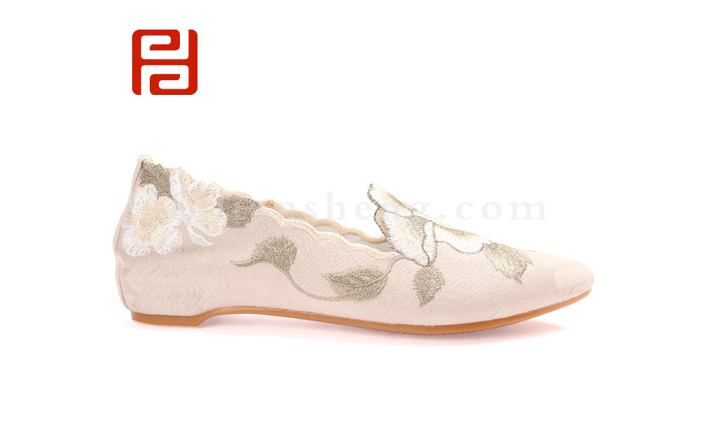 福連升2020春時(shí)尚休閑民族風(fēng)3D刺繡亞麻布面女單鞋圖片