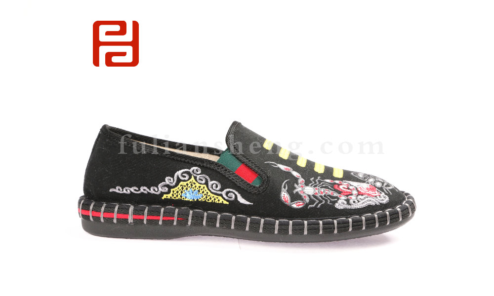 福連升刺繡中國風(fēng)臉譜男鞋老北京布鞋社會軟底鞋圖片