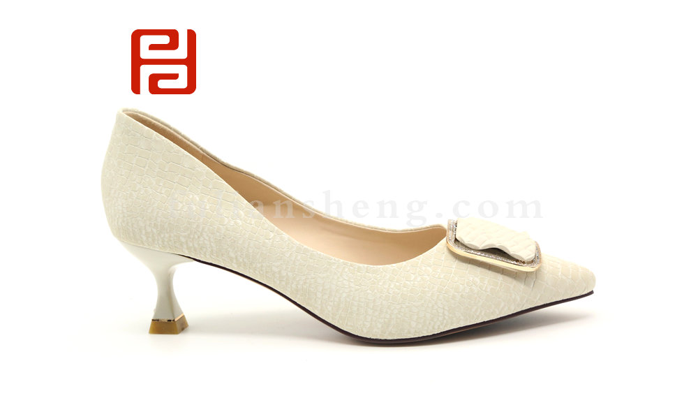 福連升休閑鞋女鞋職業(yè)工作鞋春款尖頭方扣細(xì)跟中高跟鞋淺口單鞋圖片