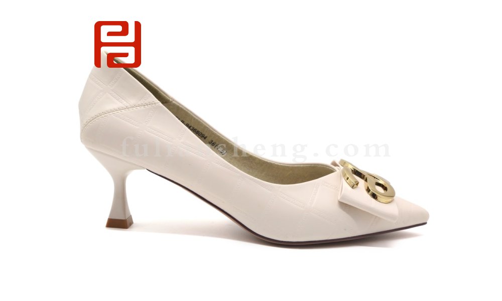 福連升休閑工作通勤壓紋淺口細(xì)跟中跟舒適女鞋圖片