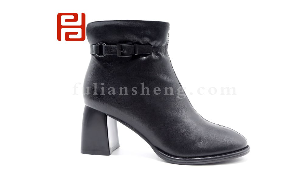 福連升休閑鞋冬季加絨保暖女士粗跟短靴時(shí)尚工裝鞋圖片