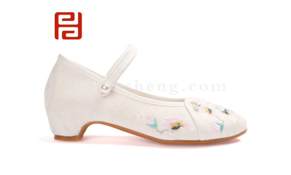 國潮有福 福連升2020春時尚中跟民族風(fēng)繡花女單鞋(圖4)