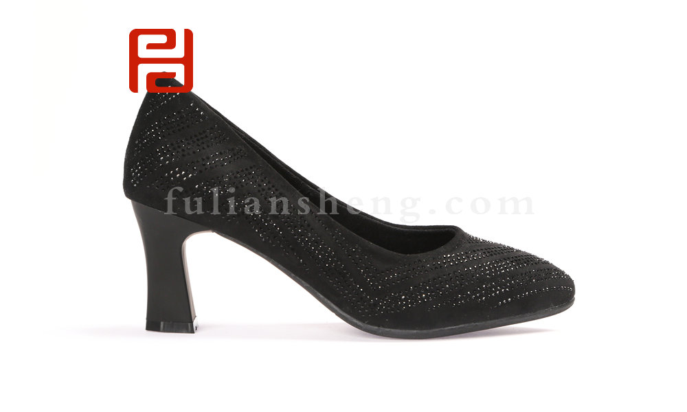 福連升春款女士水鉆高跟時尚通勤工作老北京布鞋(圖1)
