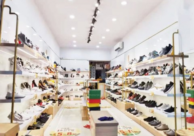 賀：福連升休閑鞋品牌四川攀枝花仁和新街店正式開業(yè)！