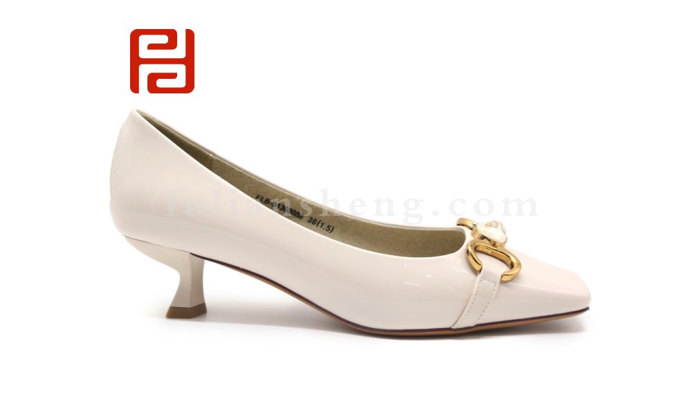 福連升春秋漆皮亮面魅力時(shí)裝工作通勤低跟淺口單鞋女鞋